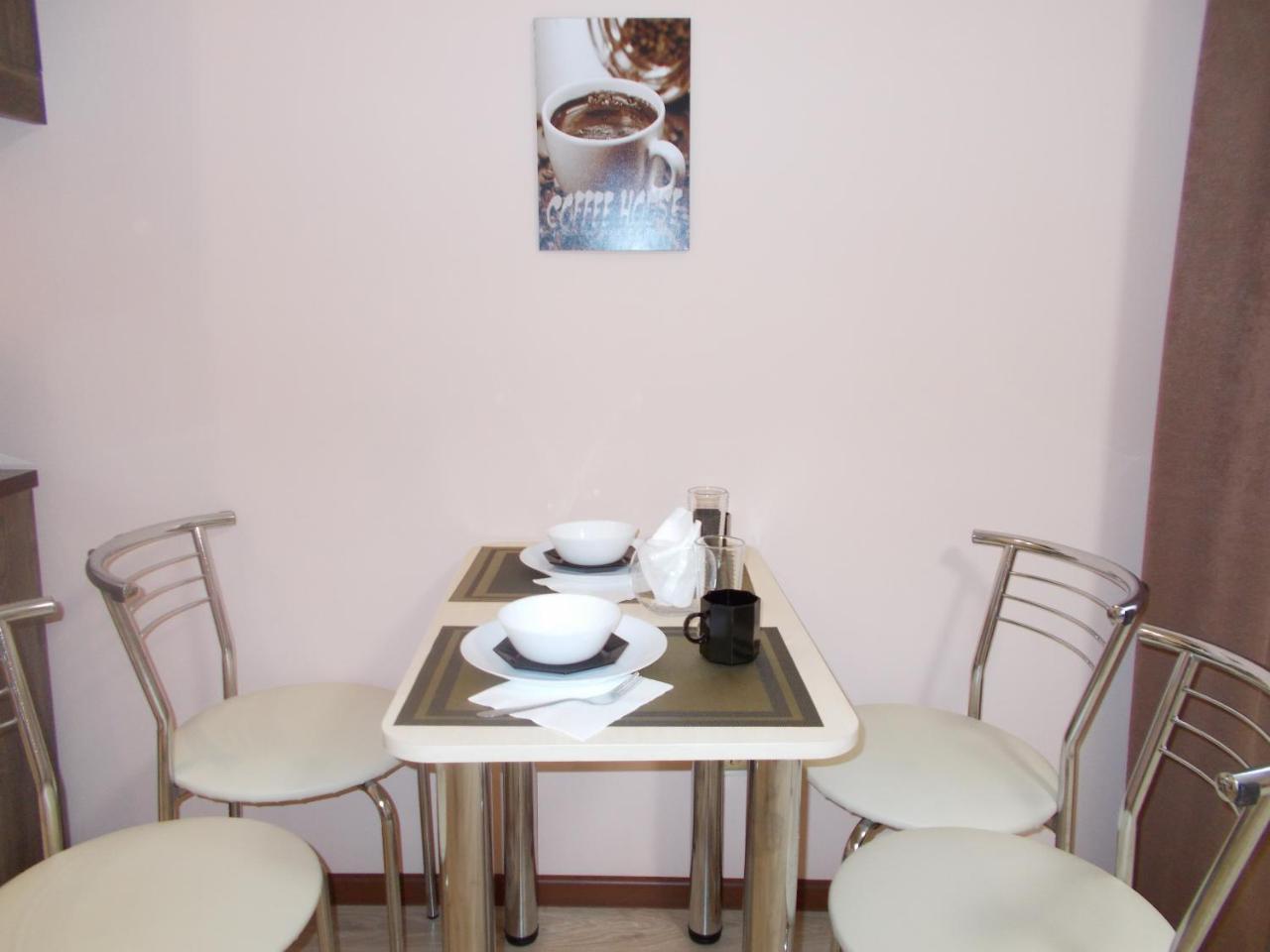 Apartment Near The Forum Mall Lviv Exterior foto